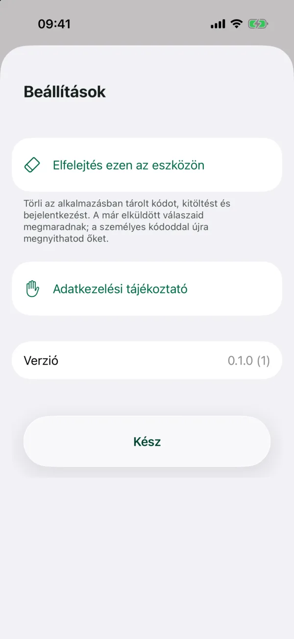Kitöltő · Beállítások: Az „Elfelejtés ezen az eszközön” törli az alkalmazásban tárolt kódot, kitöltést és bejelentkezést.